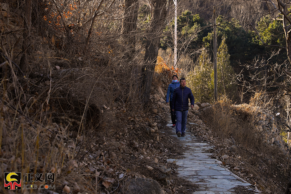 ����������Ȫ�����һ��ӛ��һ��