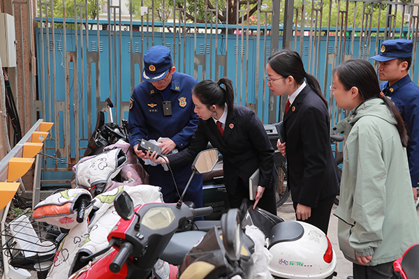 �F(xi��n)��(ch��ng)���[��