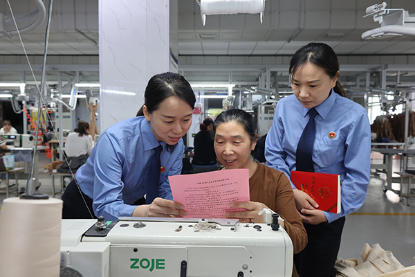 �����Q��ɽ�ǣ��_չ�����䡯������ �o��������(qu��n)�桱�����������