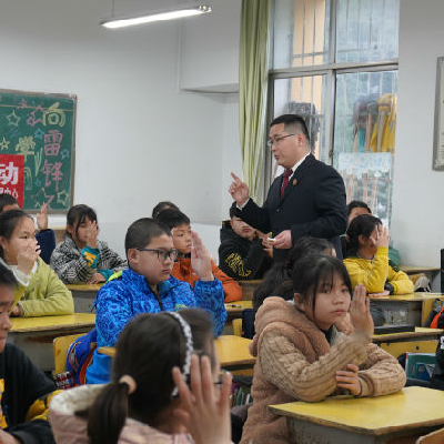 ����������Ԫ�^(q��):�������v�o(h��)��δ�����˽������L(zh��ng)