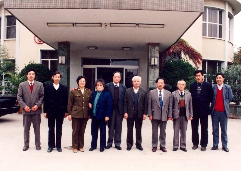 1993�������r����ߙzԭ�h�M�ɆT�����z���L�T�\���|�I�{(di��o)��