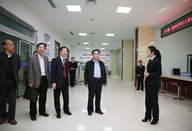 2015��4��23�����r��ɽ�|ʡ�z��Ժ�h�M�ɆT�����z���L��µ��I(l��ng)��(d��o)���|�I�{(di��o)��