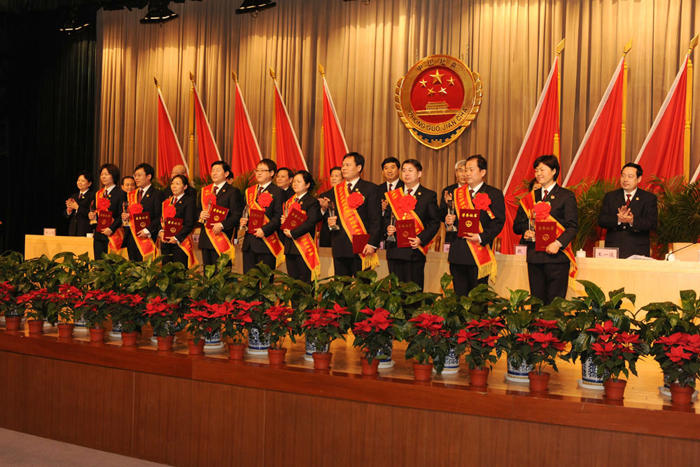 �����hί����ί��ӛҪ�����������