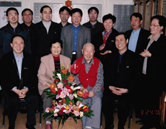 �r(sh��)�θ��z���L(zh��ng)�w��ͬ־���P(gu��n)ɽ��(f��)ͬ־ף��