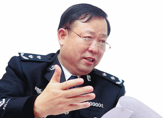 許文有:舍生忘死的人民警察