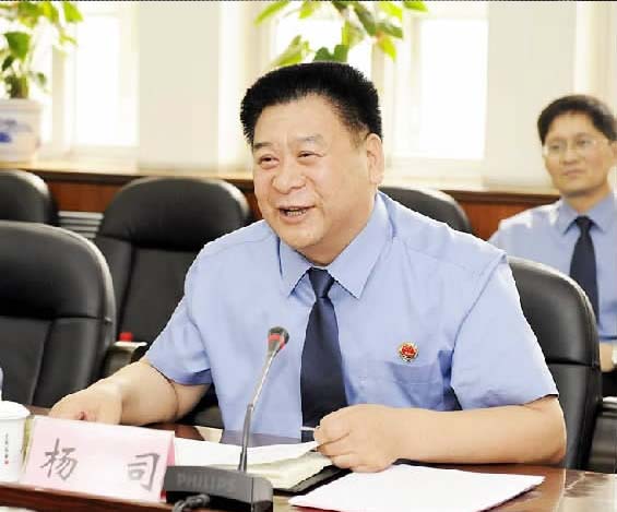 ��˾:Ⱥ���Ƿ�M���Ǻ����z�칤����Ψһ�˜�