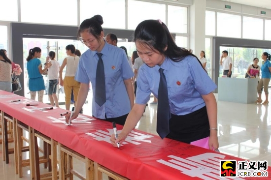 ����:�A���r���շ���و��v���M�l(xi��ng)��