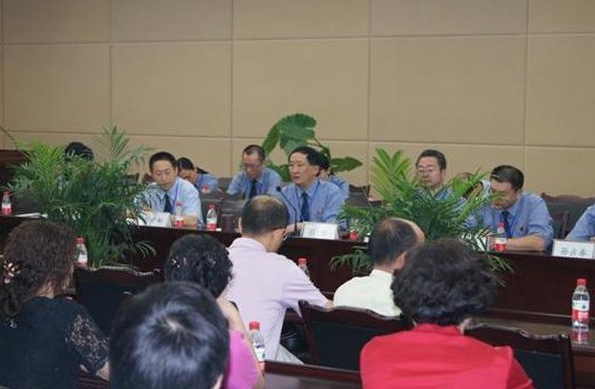 �Ĵ�:���涽������Ч