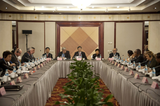 13.��ߙz�e�k���H��؝��(li��n)�ϕ���ӑ��