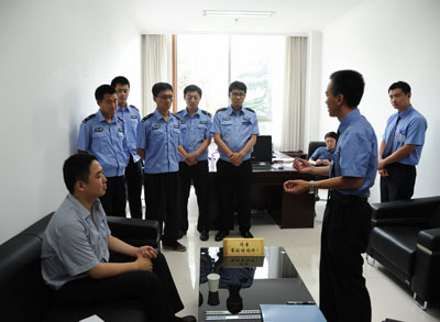 ��ߙz:���а������й���