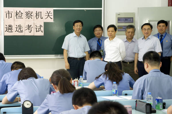 �ܽ���:��ӛ������ԇ؟(z��)ʹ�� �l(f��)�]ʾ����������