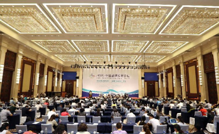 ��2015���Ї��½��l(f��)չՓ�����ڞ���ľ�R�]Ļ