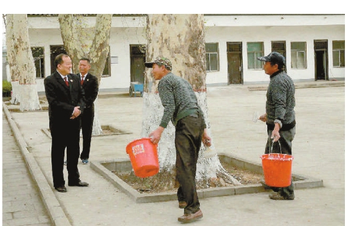 陵園管理混亂有損烈士榮譽(yù)尊嚴(yán) 檢察建議促成陵園整改