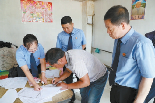 “生活越來越有奔頭了”