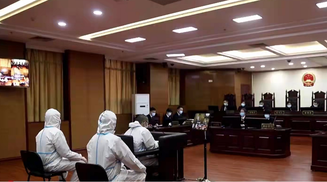 ������x��sĸ��