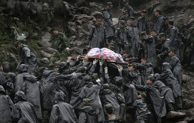 ��־�ɳ� ���e����