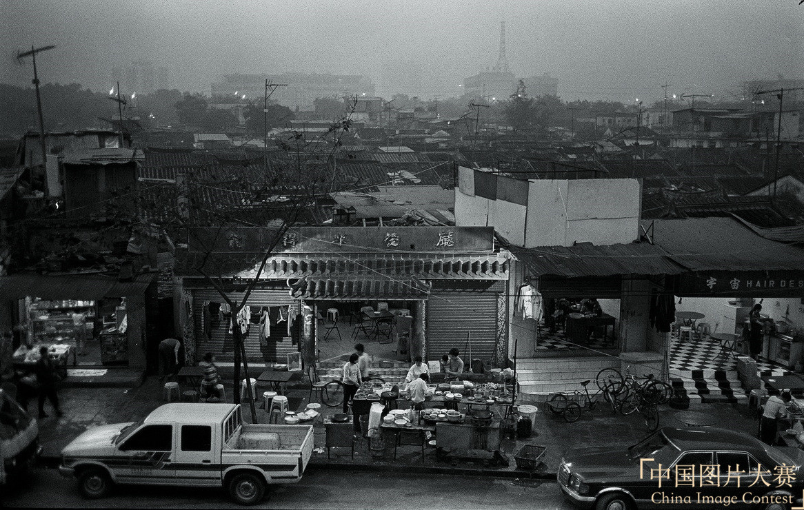 �ҵ����ڔzӰ��ӛ���M�D��